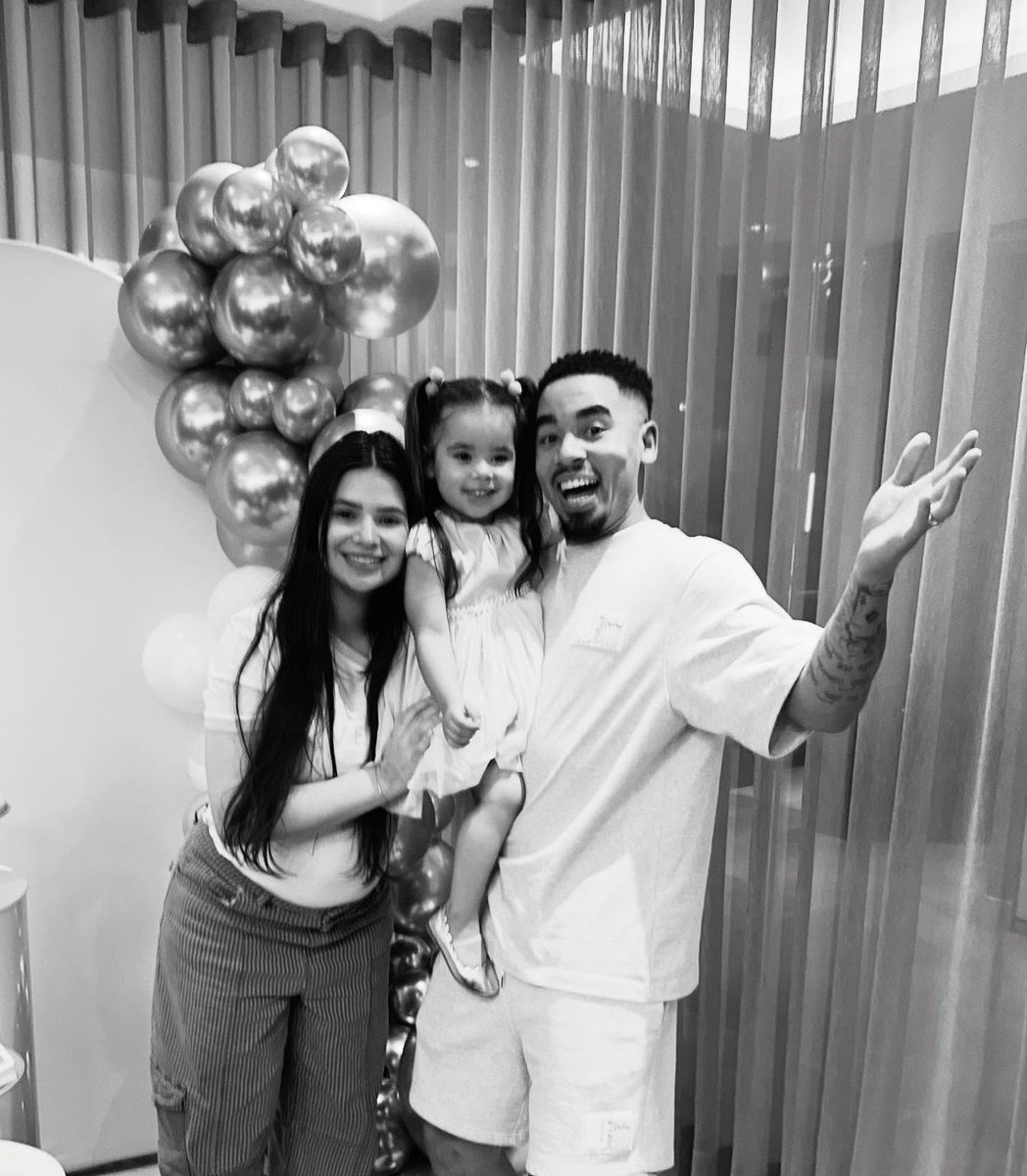 Grato a Deus por ter completado 28 anos de vida.
Obrigado meu amor, Raiane.
Obrigado por todas mensagens recebidas.

#alômãe
#gratidão
#doperi