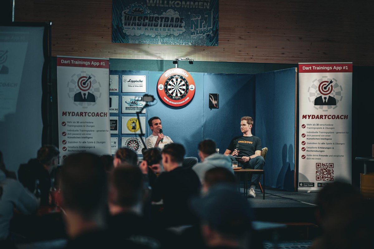 CheckoutPodcast's tweet image. Das war die Live-Premiere von CHECKOUT 🎯 🎥 

◾️Eindrücke der Stars aus Berlin 🏟️ 
◾️Zwischenbilanz der Deutschen 🇩🇪◾️Steile Thesen 📈 
◾️Darts-Kneipenquiz 🧐

#checkout #podcast #darts