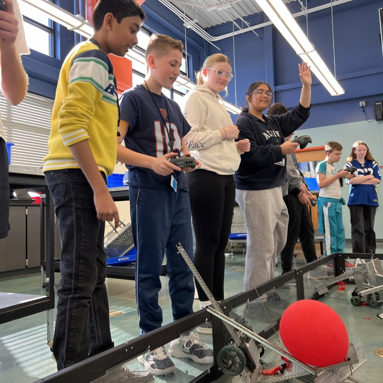 Edgewood Middle School tweet media