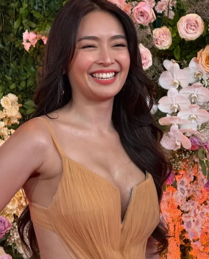KBforever0326's tweet photo. Keep that smile forever, please. 😘

KATHRYN IS THE MOMENT
#KathrynInHerEra https://t.co/OA4V3NoYON