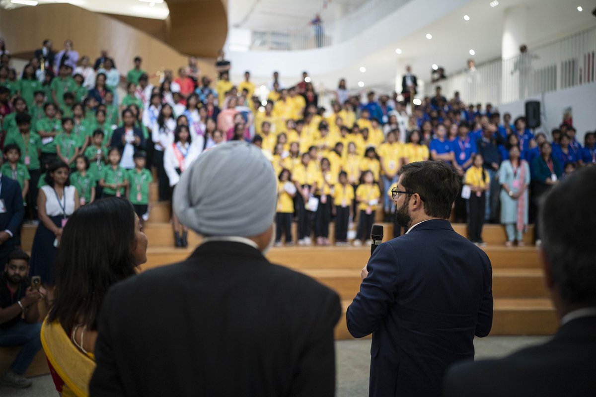 Gabriel Boric Font tweet media