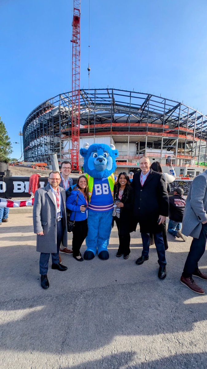RochesterChambr's tweet photo. Exciting day for #GreaterROC &amp; all of WNY as Stadium Corporation Chair @BobDuffyROC celebrates topping off the new @BuffaloBills stadium w/ @GovKathyHochul, labor, and more partners. This project has a 30yr economic impact of $1.6B &amp; has provided thousands of jobs.

Go Bills! 🦬 https://t.co/8GVX3vuU1h