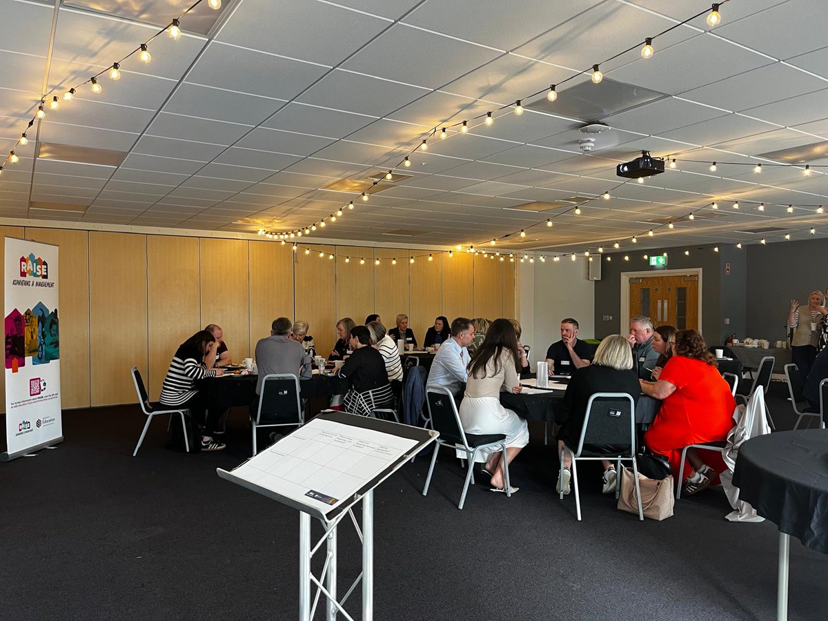 At the RAISE Strategic Area Plan workshop in Coleraine, school leaders, community/voluntary organisations and statutory services discussed their priorities for raising the achievements and aspirations of the young people in the area. 
They considered effective approaches