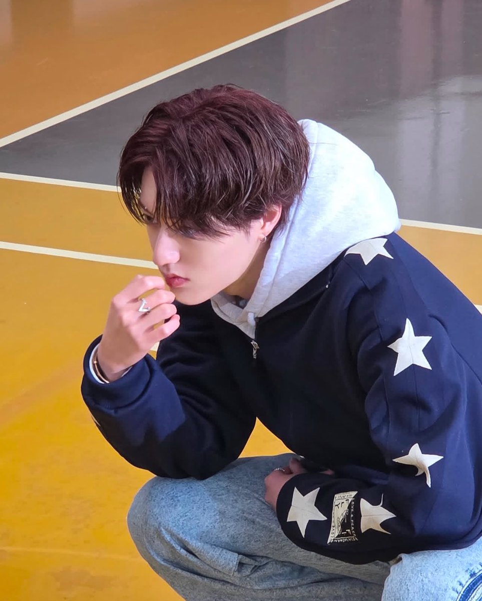 it’s the most handsome man’s birthday! 🤎