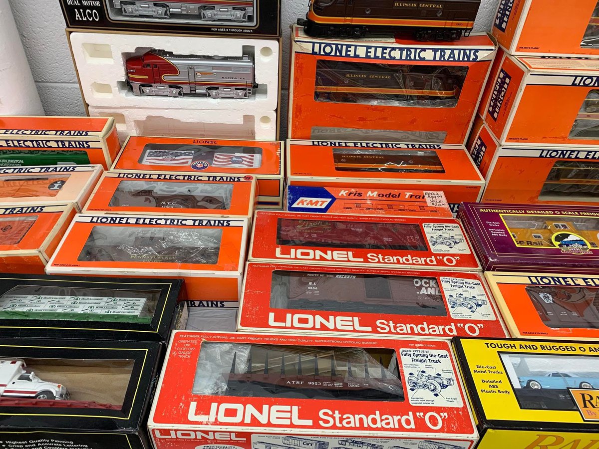 RkyMtnTrainShow's tweet photo. Set up is underway! We can’t wait to see you at the National Western Complex on Sat &amp; Sun. 🚂 Everything you might need for your layouts will be on sale plus so much more! Get tickets online: https://t.co/txXnXOfwdF https://t.co/x7xVwCSDil