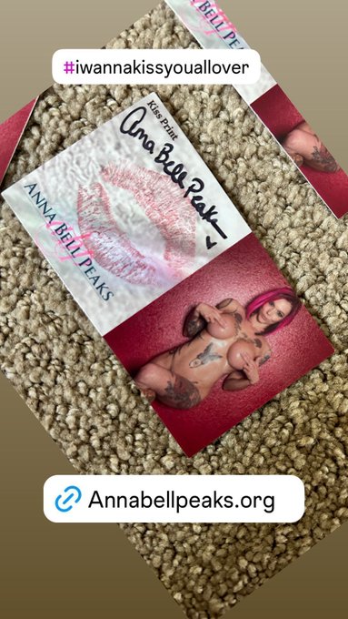 Want more of me?! Buy my #swag #loot Here and I'll personally sign and mail it out!
https://t.co/Dt2aQY9411
