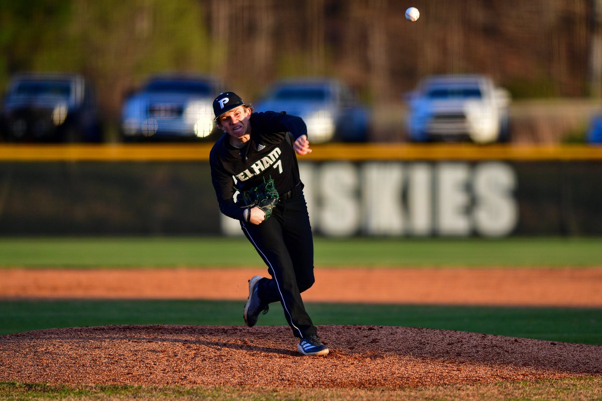 Spain Park and Pelham split their area series with a pair of pitching duels as the Jags pulled away late for a game one win before a sixth-inning rally helped the Panthers win a dramatic game two.

Story: shelbycountyreporter.com/2025/04/04/pel…