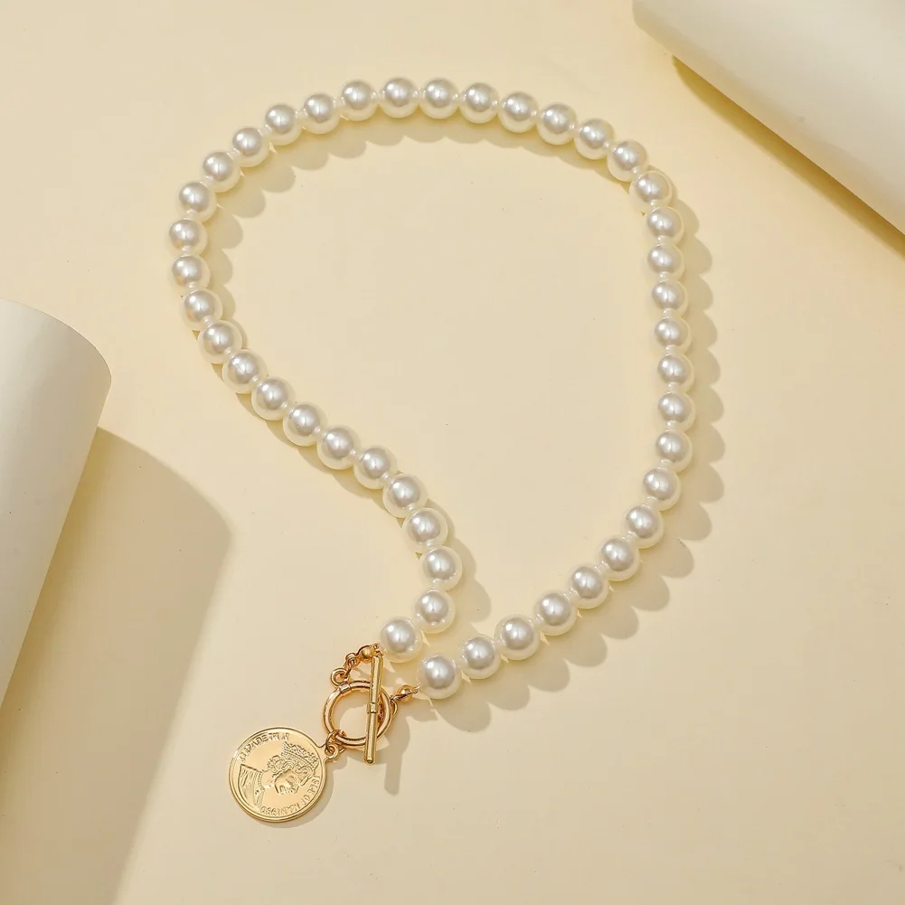 SwipeKart's tweet photo. This Flower Pearl Choker is EVERYTHING. Perfect for weddings, dates, or just because you’re fabulous. 🌸💎
👉 https://t.co/MwdUIga0Td
#PearlPerfection #ChokerOfTheDay #StyleUp https://t.co/4b676NXKzu