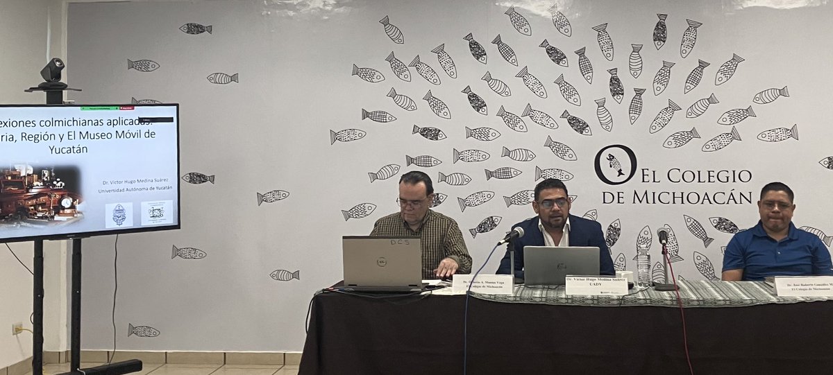 Tercera jornada del Primer Encuentro de Egresados COLMICH. Víctor Hugo Medina, José Roberto González, Eleazar Valle. Modera: Octavio Montes.