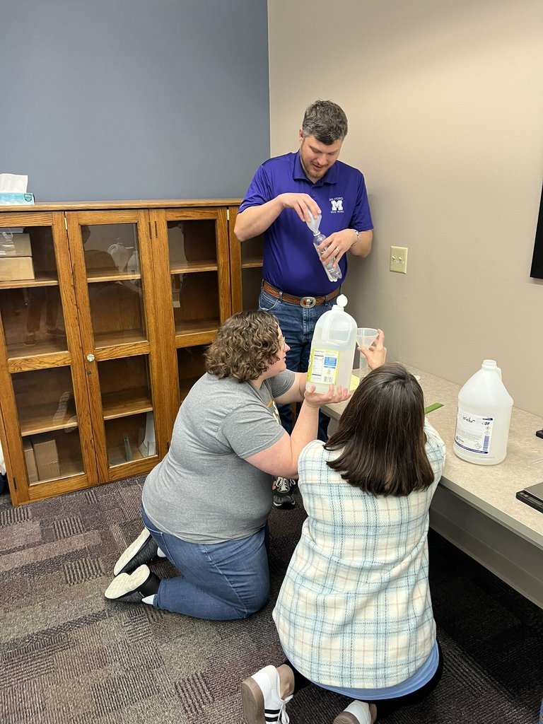 Today, ESU 6 had the pleasure of hosting our Secondary Science Network, bringing together brilliant minds and educators. Special thanks to our guests from UNL and Doane University, and a warm welcome to Dr. Eric Malina, ESU 6 Board President, for joining the conversation!