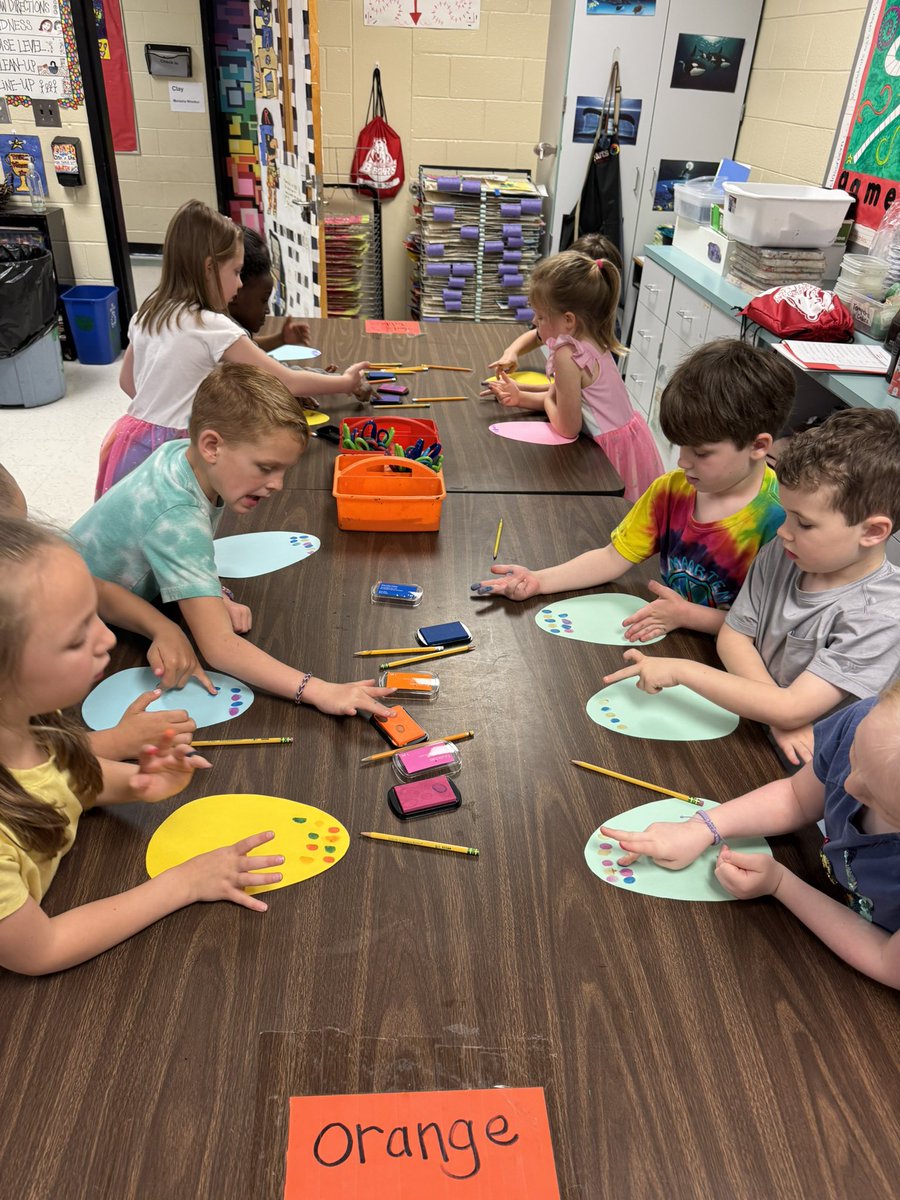 Athena Cira tweet media