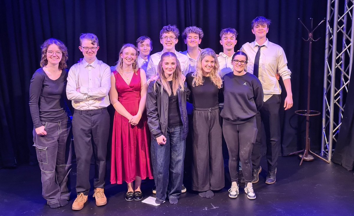 Massive congratulations to these amazing humans, totally smashing their A Level Theatre Studies practical exam today.
⭐️⭐️⭐️⭐️⭐️⭐️
#teamheles 
<a href="/HelesDrama/">Hele'sDramaDept</a> 
<a href="/MissLocke5/">Miss Locke</a> 
<a href="/DavesTech0/">Daves_Tech</a> 
<a href="/High_Heles/">Justine Mason</a> 
<a href="/AAyres_Heles/">A Ayres</a>