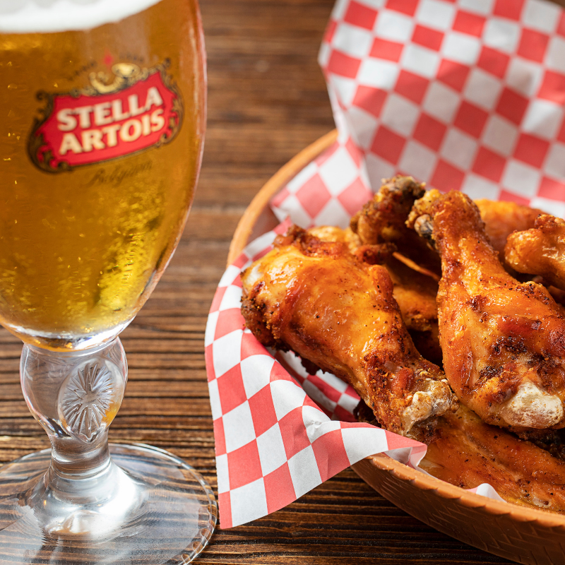 🍗+🍺 = ❤️
Wings &amp; Beer Fridays just hit different.
Kick off the weekend with crispy wings and an ice-cold beer — you've earned it. 🙌
Tag your crew &amp; pull up. #FridayVibes #WingsAndBeer