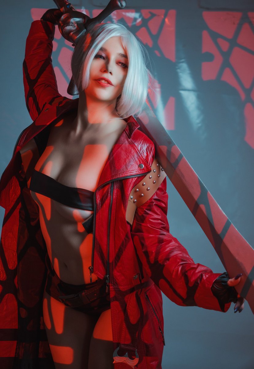 Aprovechando ya salida de Devil May Cry en Netflix 
Estaré subiendo las fotitos genderbender del papucho Dante ❤️❤️😏

Ph @jhonnyumbral 
Cosplay @camilokurono 

Las fotitos 😏 están en en el cholyflans 
#dante #cosplay #game #videogames #devilmaycry #netflix
