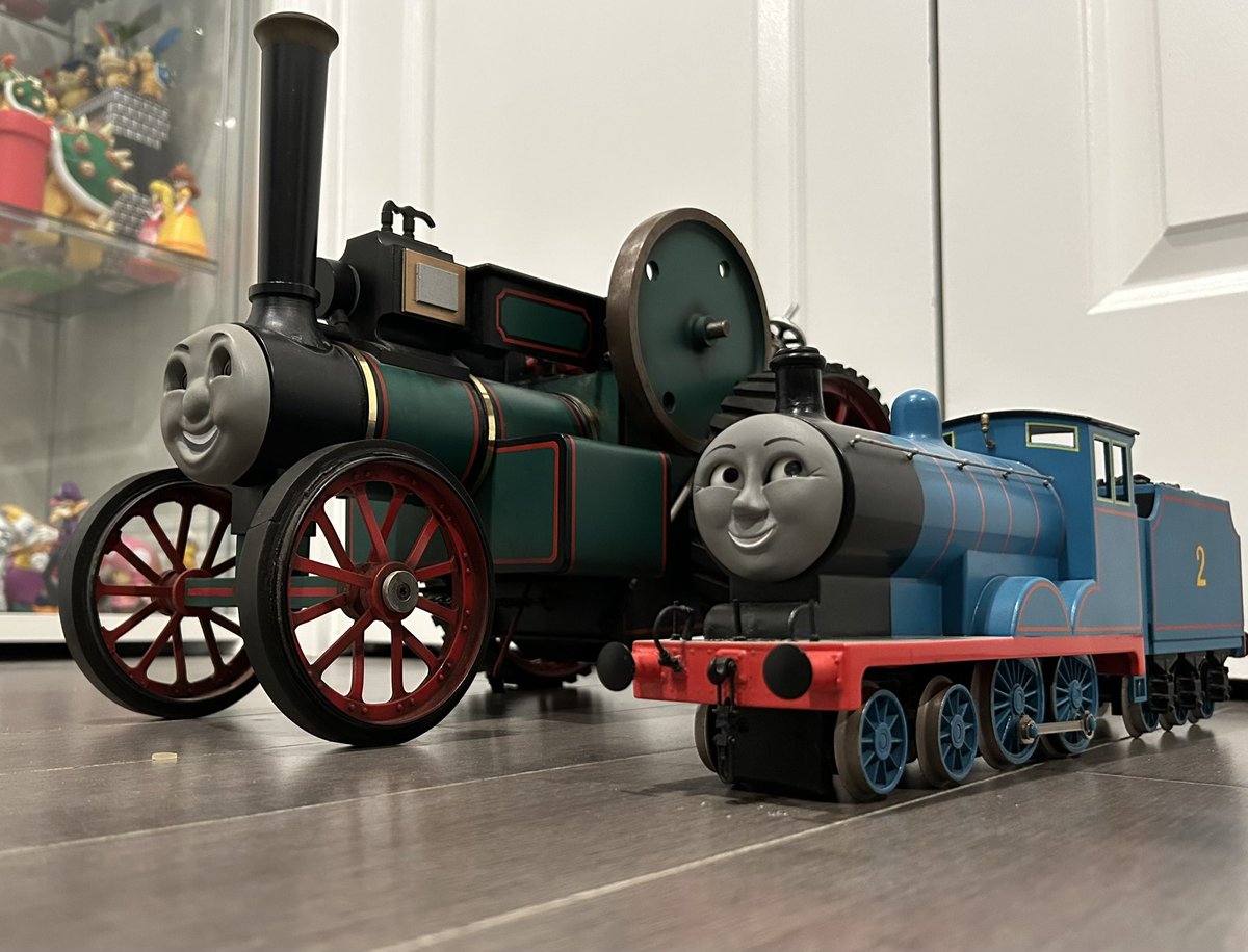 Thomas Merchandise tweet media