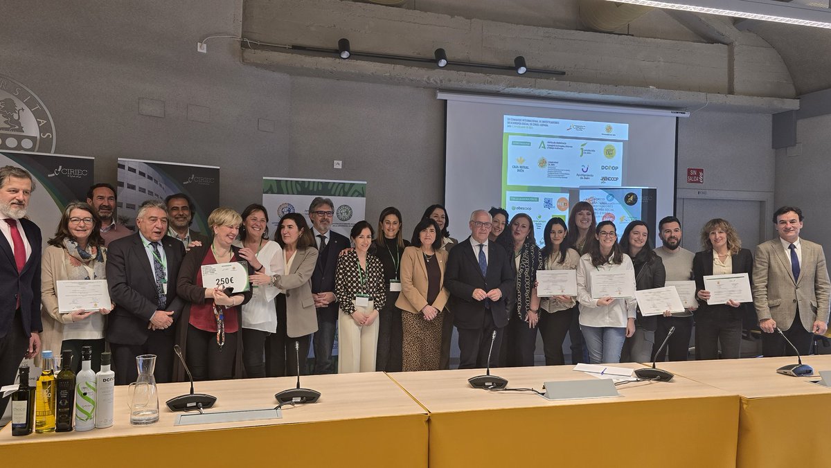 Rafael Chaves-Avila (@rafael_chaves_9) on Twitter photo "Universidad y #economíasocial: ciencia, innovación y conocimiento para enfrentar la #policrisis"
Cerca de 200 investigadores en el 20 congreso de ##CIRIEC en <a href="/ujaen/">Universidad de Jaén</a>
Presentando 140 comunicaciones científicas <a href="/jornalpuntcat/">Jornal.cat</a>
<a href="/CienciaGob/">Ministerio de Ciencia, Innovación y Universidades</a> <a href="/CESocialyCoop/">Cátedra Economía Social y Cooperativismo</a> <a href="/juantorreslopez/">Juan Torres López</a> <a href="/UN4Coops/">UN For Cooperatives</a> "Universidad y #economíasocial: ciencia, innovación y conocimiento para enfrentar la #policrisis"
Cerca de 200 investigadores en el 20 congreso de ##CIRIEC en <a href="/ujaen/">Universidad de Jaén</a>
Presentando 140 comunicaciones científicas <a href="/jornalpuntcat/">Jornal.cat</a>
<a href="/CienciaGob/">Ministerio de Ciencia, Innovación y Universidades</a> <a href="/CESocialyCoop/">Cátedra Economía Social y Cooperativismo</a> <a href="/juantorreslopez/">Juan Torres López</a> <a href="/UN4Coops/">UN For Cooperatives</a>