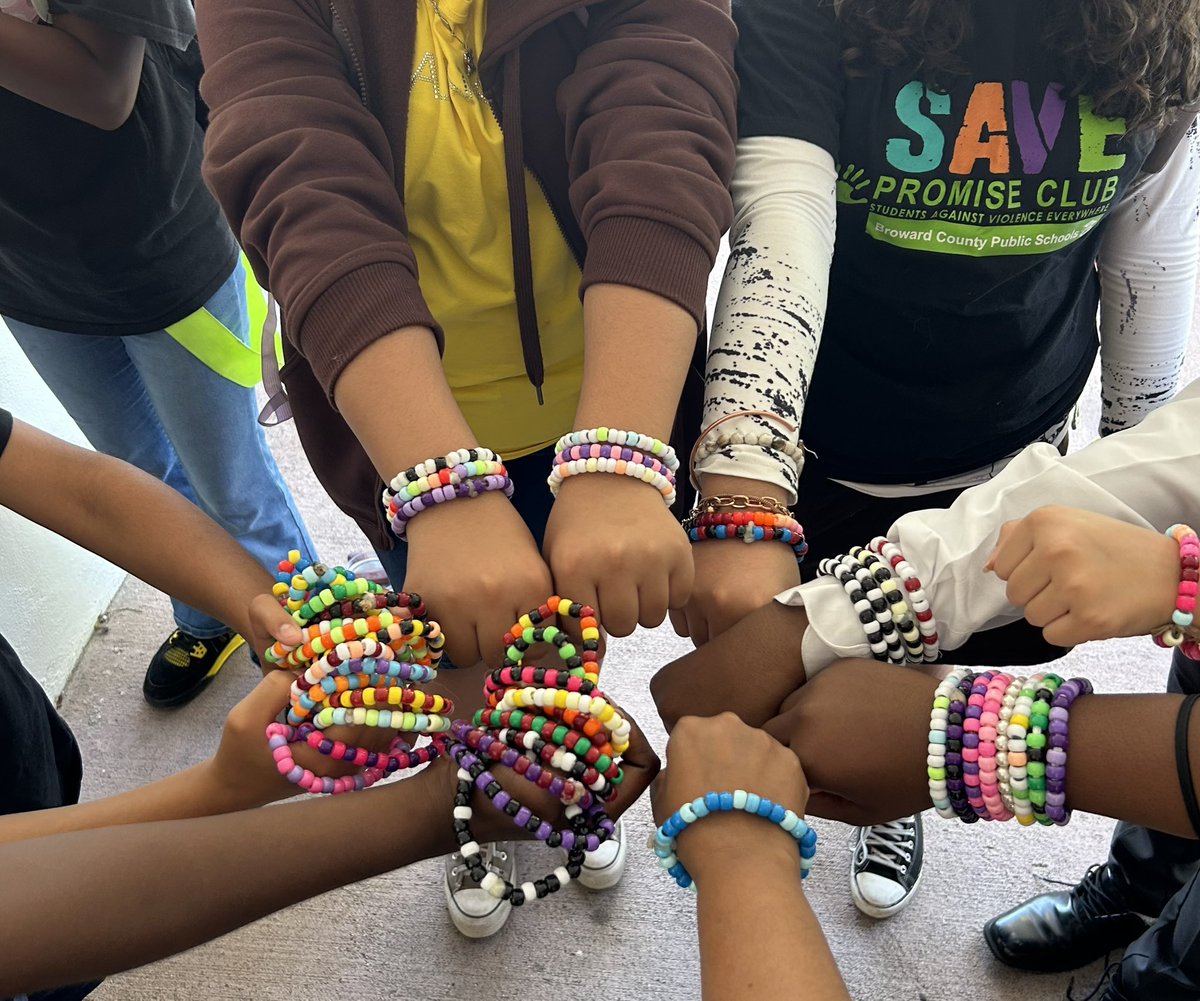 Valene Kalloo (@valene_kalloo) on Twitter photo A high school junior from PBHS shared one of her Passion Projects with our Save Promise students. Loving these student mentorship opportunities. <a href="/NATIONALSAVE/">SAVE Promise Club</a> <a href="/myPBHS/">Pompano Beach High</a> <a href="/BCPSNorthRegion/">BCPS North Region</a> A high school junior from PBHS shared one of her Passion Projects with our Save Promise students. Loving these student mentorship opportunities. <a href="/NATIONALSAVE/">SAVE Promise Club</a> <a href="/myPBHS/">Pompano Beach High</a> <a href="/BCPSNorthRegion/">BCPS North Region</a>