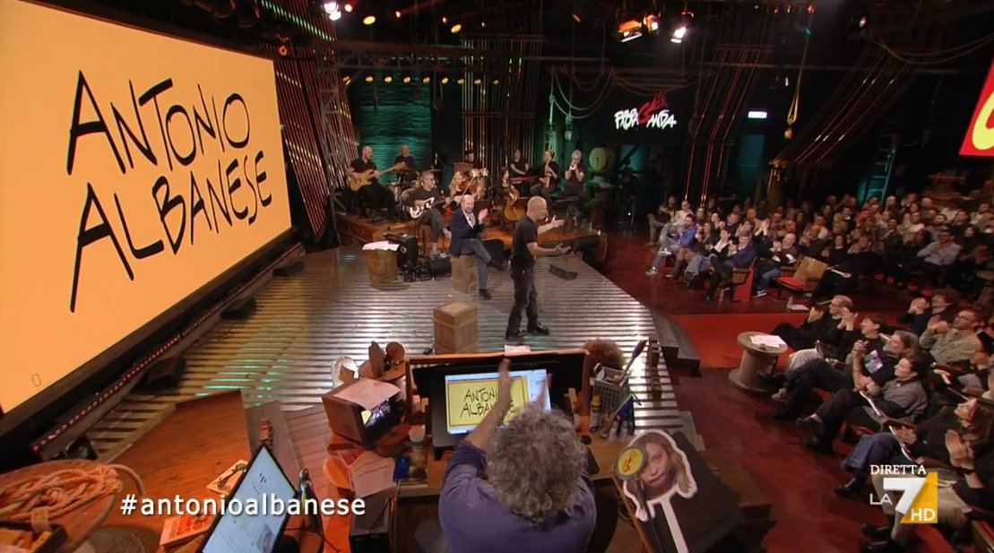 🔴Il prossimo 25 aprile, in occasione dell'ottantesimo anniversario della Liberazione dal Nazifascismo, saremo in onda dall'Auditorium Parco Della Musica di Roma. Nelle prossime settimane ci saranno maggiori dettagli sull'evento.

#propagandalive