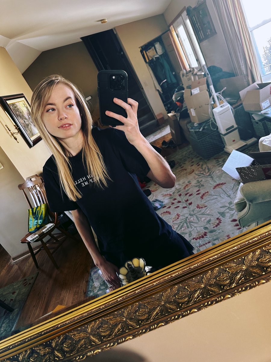 4 months sober 👊 

although i can count on my hands how many times i've drank since August it's nice to take a break completely from it. Might be permanent i don't really know yet, just quit cold turkey and trying it out for the better of my health. 🐊