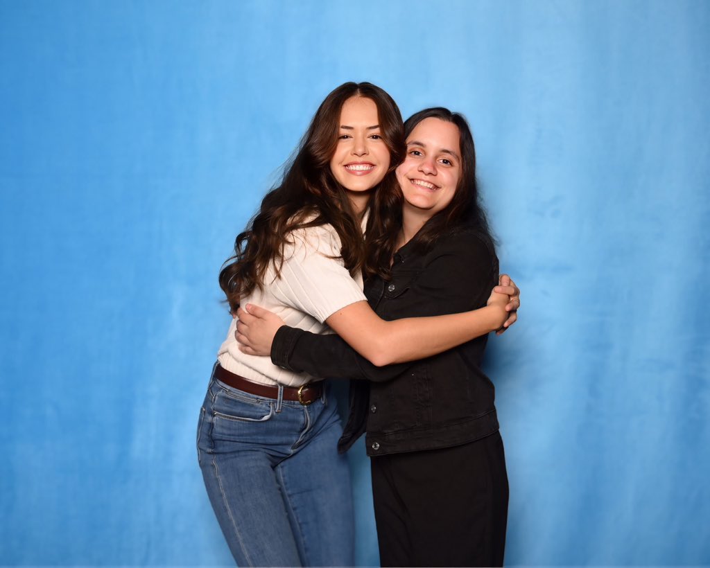wesleyshosie's tweet photo. KAYLEE KANESHIRO YOU ARE SO LOVED https://t.co/qsFwHg0A7G