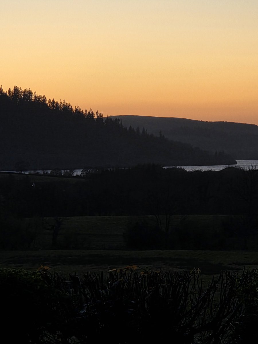 Chelleb66's tweet photo. Beautiful sunset #Millbeck #sunset https://t.co/mHFl4G5OqN