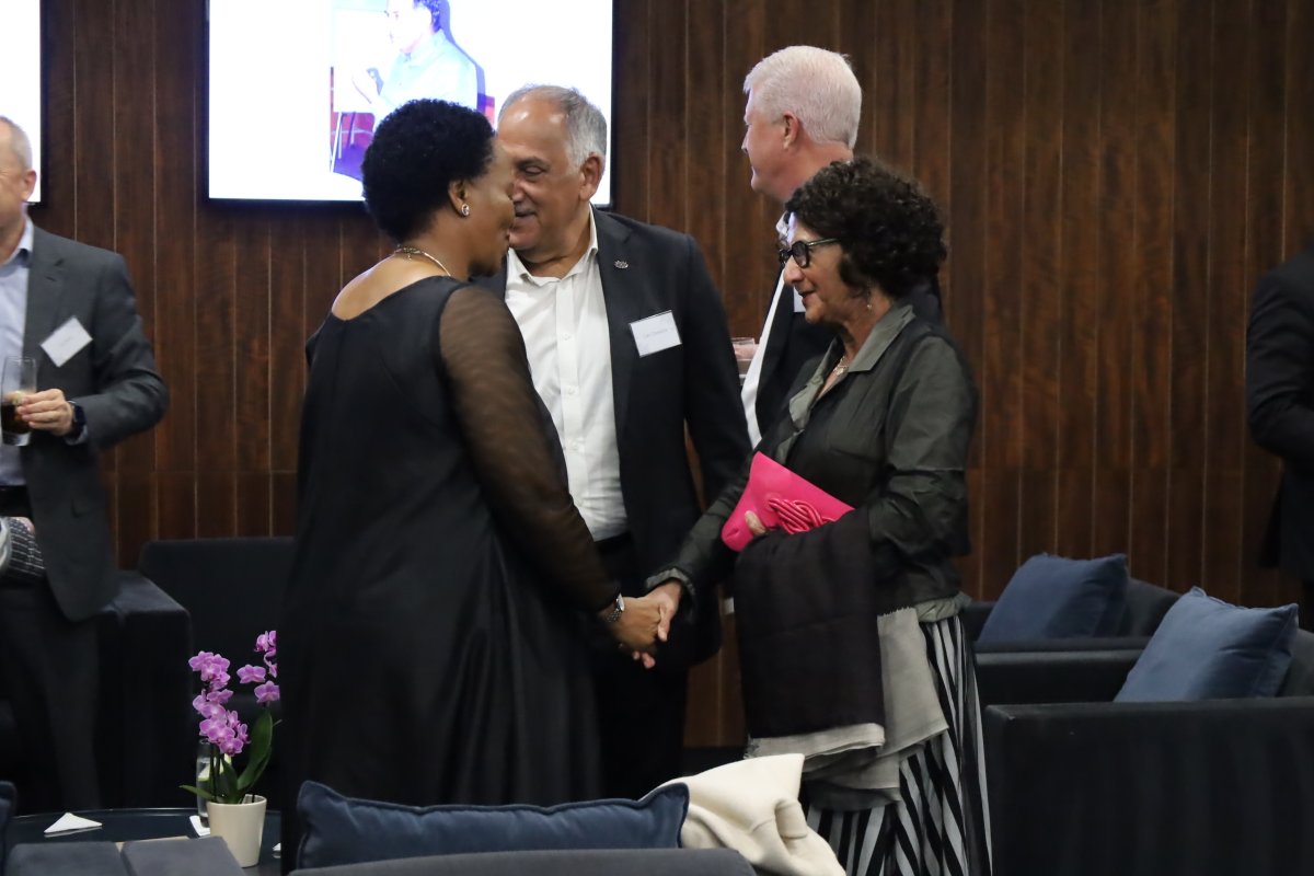 BusinessUnitySA's tweet image. 🎉 Honouring a Legacy

BUSA hosted a farewell dinner to celebrate the incredible leadership and impact of Cas Coovadia, former BUSA CEO.

A night made possible by @Discovery_SA, @CocaCola, @Heineken_SA, and @BLSA_Official – thank you for your support!

#ThankYouCas #BUSA