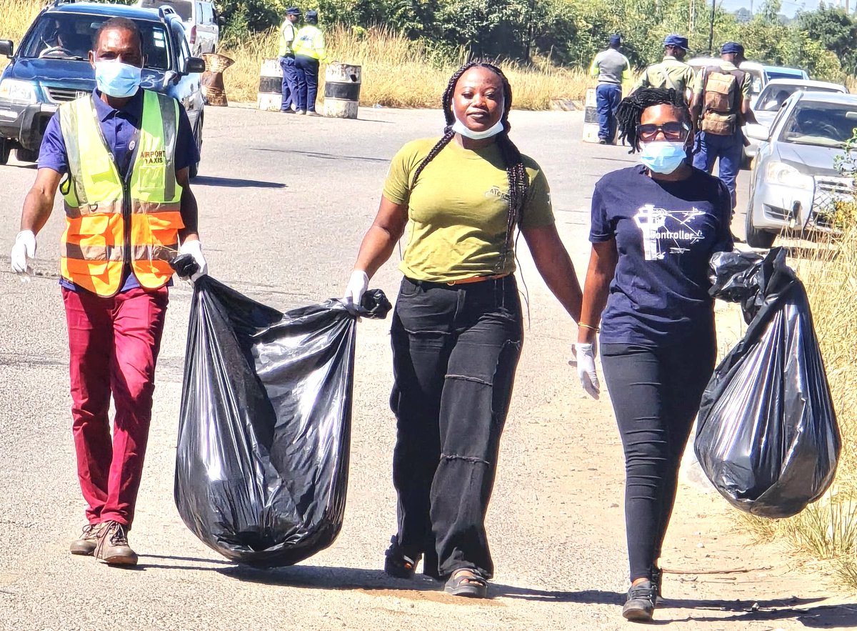 This morning, #RobertGabrielMugabeInternationalAirport stakeholders participated in the National Clean Up campaign.

#firstFridayofApril
#ZeroToleranceToLitter
#MyEnvironmentMyPride

<a href="/ATCAZW/">Air Traffic Controllers Association of Zimbabwe</a>