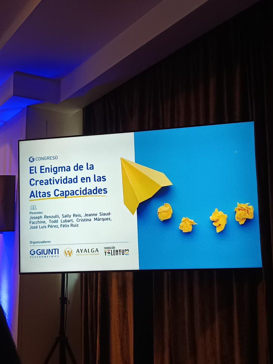 jorge_cosin's tweet photo. 🧠 Asistir al II Congreso de Altas Capacidades ha sido una experiencia.

🎤 Los ponentes nos han recordado algo esencial: 

🌱 La creatividad y el talento florecen donde hay espacio para crecer. La educación debe ser ese lugar.

#congresoaacc #enigmadelacreatividadaacc https://t.co/ZIFAsjBqfZ