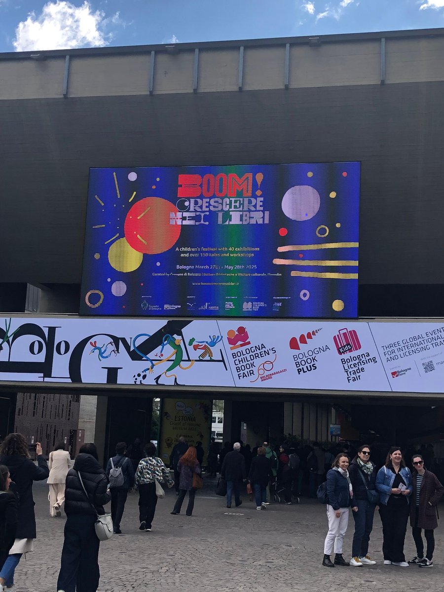 ¡Volvemos de la Feria del Libro Infantil de Bolonia con la maleta llena de ideas, historias y mucha inspiración! 📚✨

¡Seguimos compartiendo magia! 

#BCBF2025 #LataDeSal #LibrosInfantiles