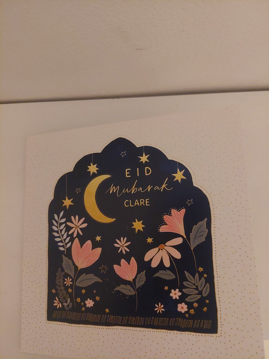 ClareOl00782662's tweet image. Today I was reminded of what an amazing team I have. My staff that have just celebrated Eid presented me with a beautiful card &amp;amp; hamper to say thank you &amp;amp; to include me in their special celebration. #proudmanager#EidMubarak#paedsrocks 🌈😊