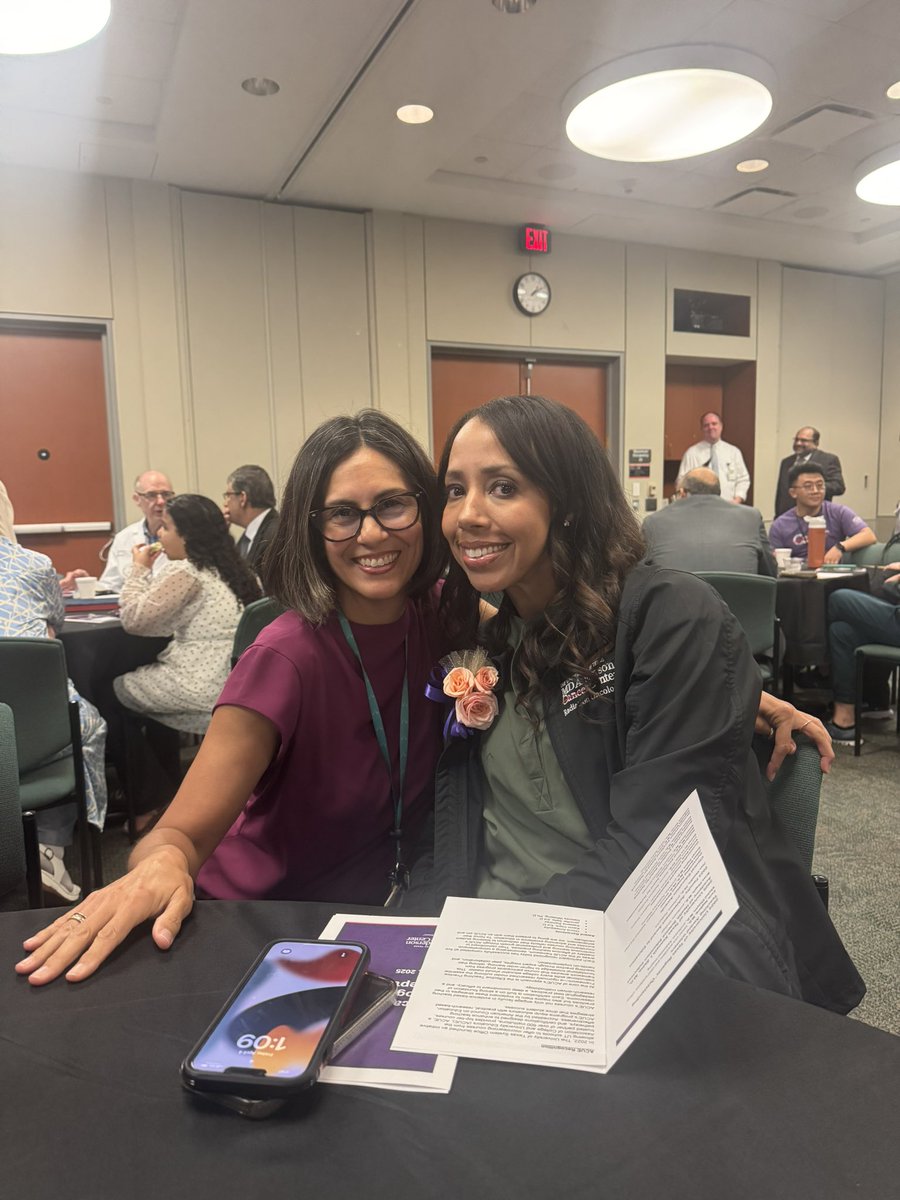 Denise De la Cruz, Ed.D. (@yogagirldd) on Twitter photo Another amazing <a href="/MDAndersonNews/">MD Anderson Cancer Center</a> #EducationWeek in the books ✨and one of my favorite humans received the 🌟Staff Educator of the YEAR Award‼️🤩 Congrats <a href="/ChelseaPinnix/">Chelsea C Pinnix MD PhD</a> 🎉🥳 Everything and everyone you touch is better because of your❤️! <a href="/DianeBodurka/">Diane Bodurka</a> Another amazing <a href="/MDAndersonNews/">MD Anderson Cancer Center</a> #EducationWeek in the books ✨and one of my favorite humans received the 🌟Staff Educator of the YEAR Award‼️🤩 Congrats <a href="/ChelseaPinnix/">Chelsea C Pinnix MD PhD</a> 🎉🥳 Everything and everyone you touch is better because of your❤️! <a href="/DianeBodurka/">Diane Bodurka</a>