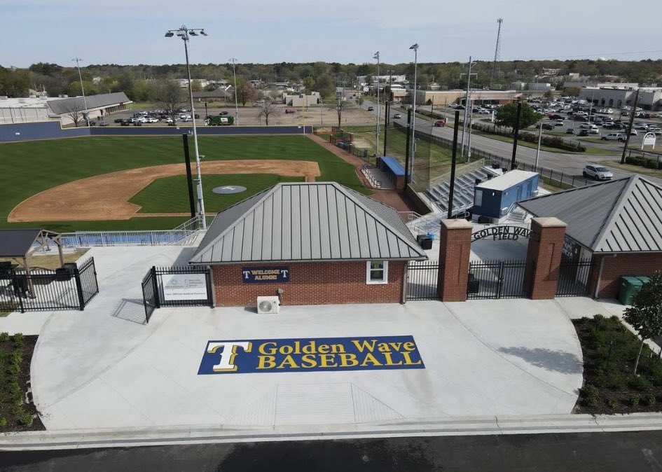 HS Baseball Fields Of America! tweet media