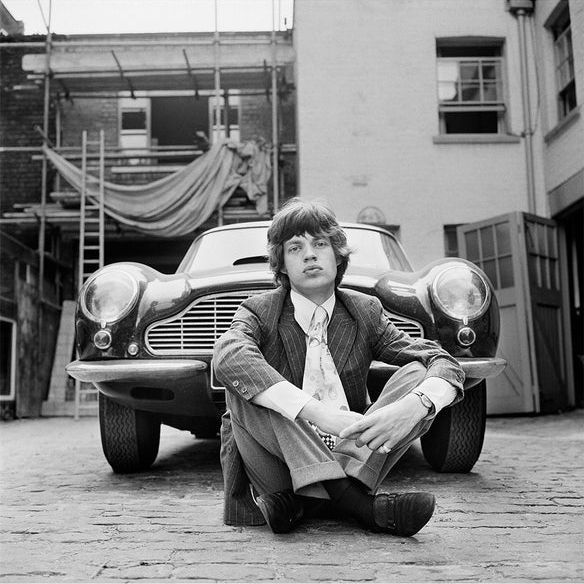 Mick Jagger sits in front of his Aston Martin DB6. 
Signed, Ltd Ed Gelatin Silver Prints available in two sizes.
Visit: buff.ly/D463MqF  or contact: sales@labyrinthart.uk

📸 Gered Mankowitz 

#geredmankowitz #labyrinthgallery #astonmartin #musicphotography #DB6