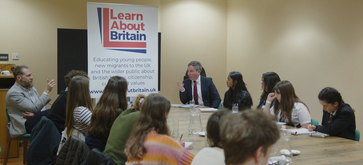 Learn About Britain tweet media