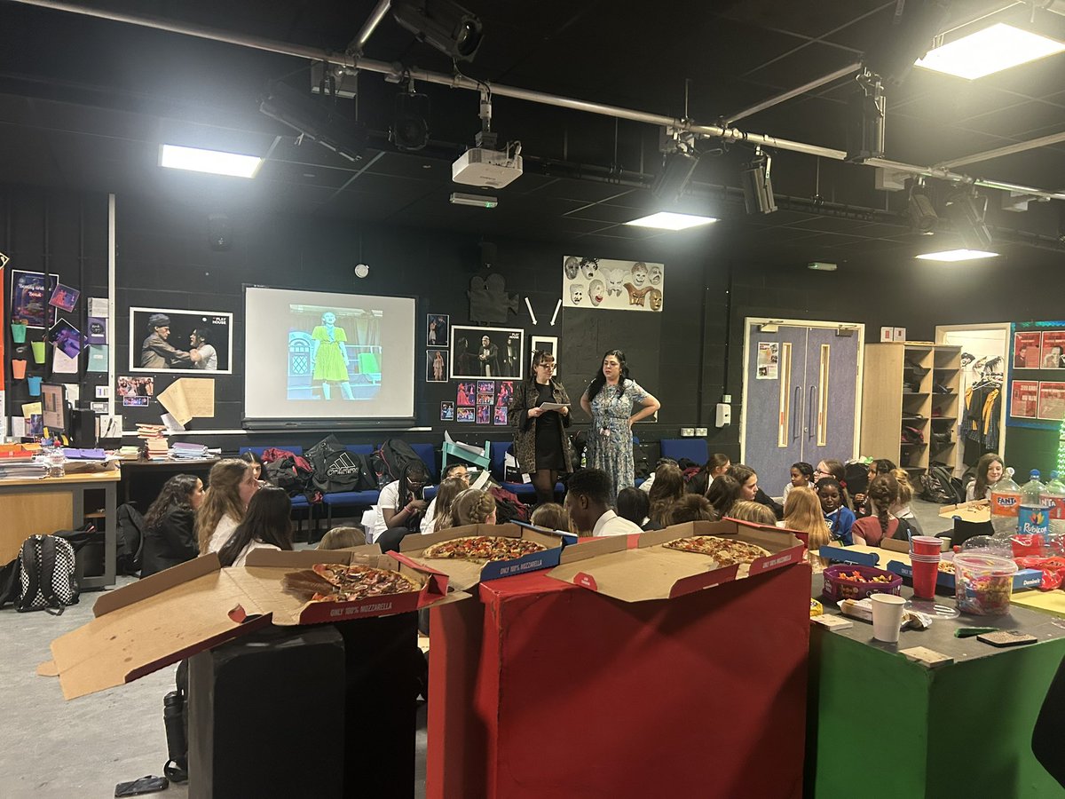 A wonderful school show party with pizza 🍕 to celebrate the students success in All Shook Up!! Great to see cast, crew, band and technicians all coming together! <a href="/DramaLawnswood/">Lawnswood School Drama Department</a>