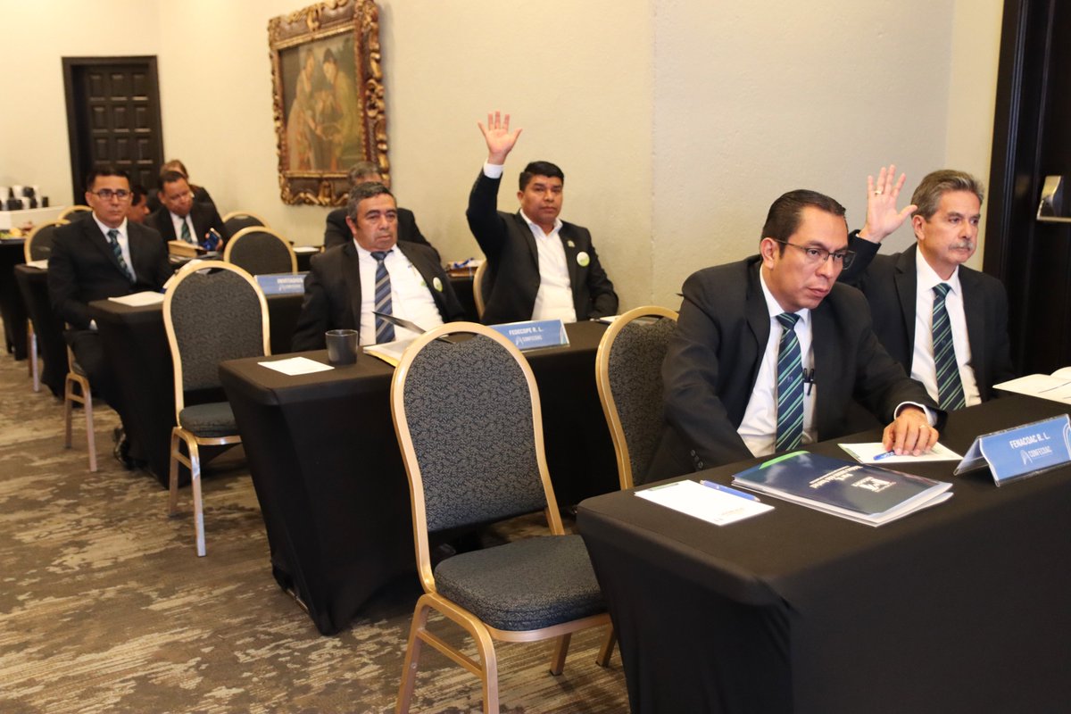 confecoac's tweet photo. Con gran entusiasmo queremos compartir con ustedes que el pasado viernes 28 de marzo de 2025, celebramos con éxito Décima Asamblea General Ordinaria Obligatoria, un evento fundamental en el que contamos con la presencia de nuestras federaciones afiliadas y distinguidos invitados. https://t.co/KgQ2GFA76T
