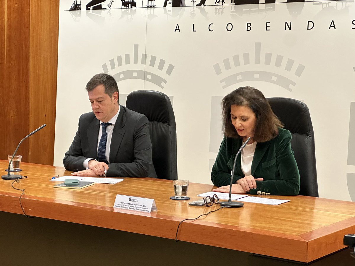 🔝 ALCOBENDAS COMO DESTINO TURÍSTICO INTELIGENTE

🤝🏻 El <a href="/Alcobendas_ayto/">Ayuntamiento Alcobendas</a> acogió ayer el Consejo Municipal de Turismo: "El valor estratégico del turismo de negocios en Alcobendas", con la presencia del Viceconsejero de Turismo de la <a href="/ComunidadMadrid/">Comunidad de Madrid</a> , Luis Martín Izquierdo.