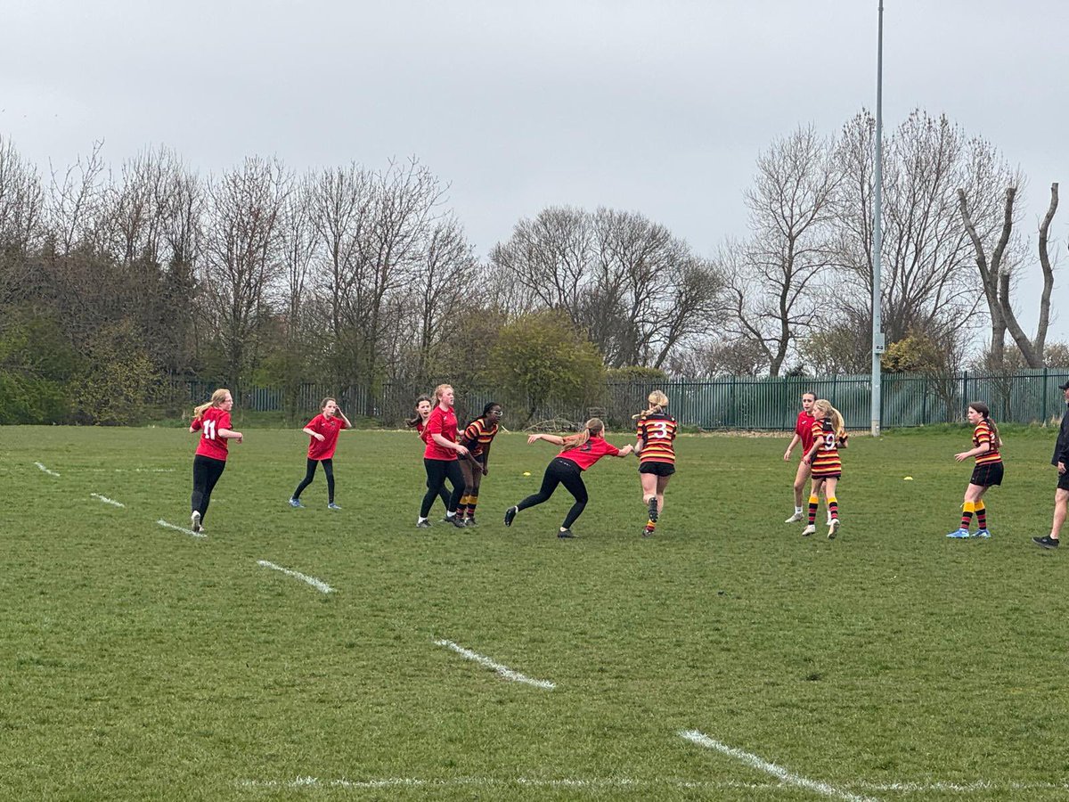 The final runout of the year🏉

Our U12 girls and boys squads all had a fantastic day at the County 7’s this afternoon!

Well done to both squads for some impressive moments throughout the competition. A special mention goes to the girls for winning the County Cup🏆

🔴⚫️🟡

#UTA