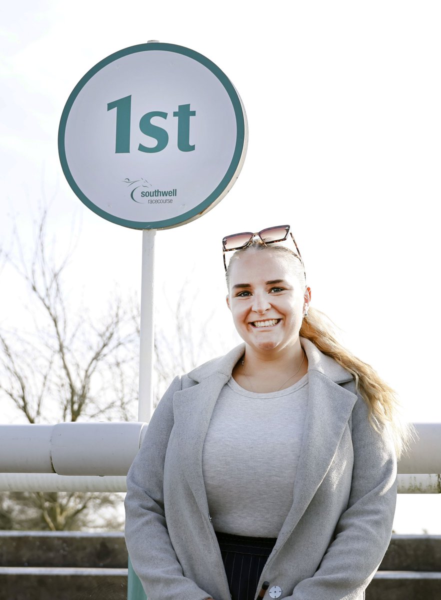 Sophie Green officially clerked her first race meeting tonight. Onwards and upwards Sophie.