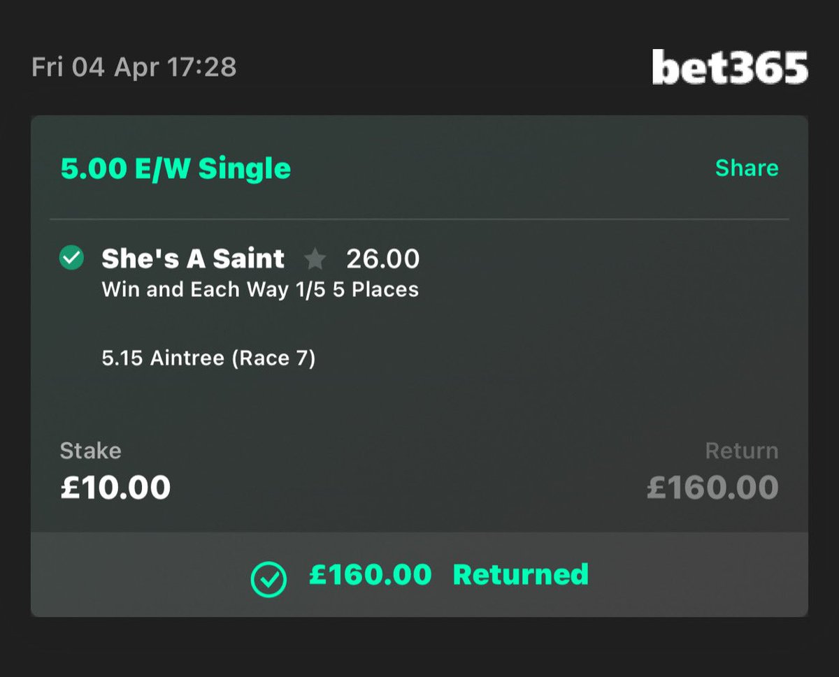 KyleAV05's tweet image. day 2 of aintree nice finish to the day #ladiesday #AintreeFestival #aintree