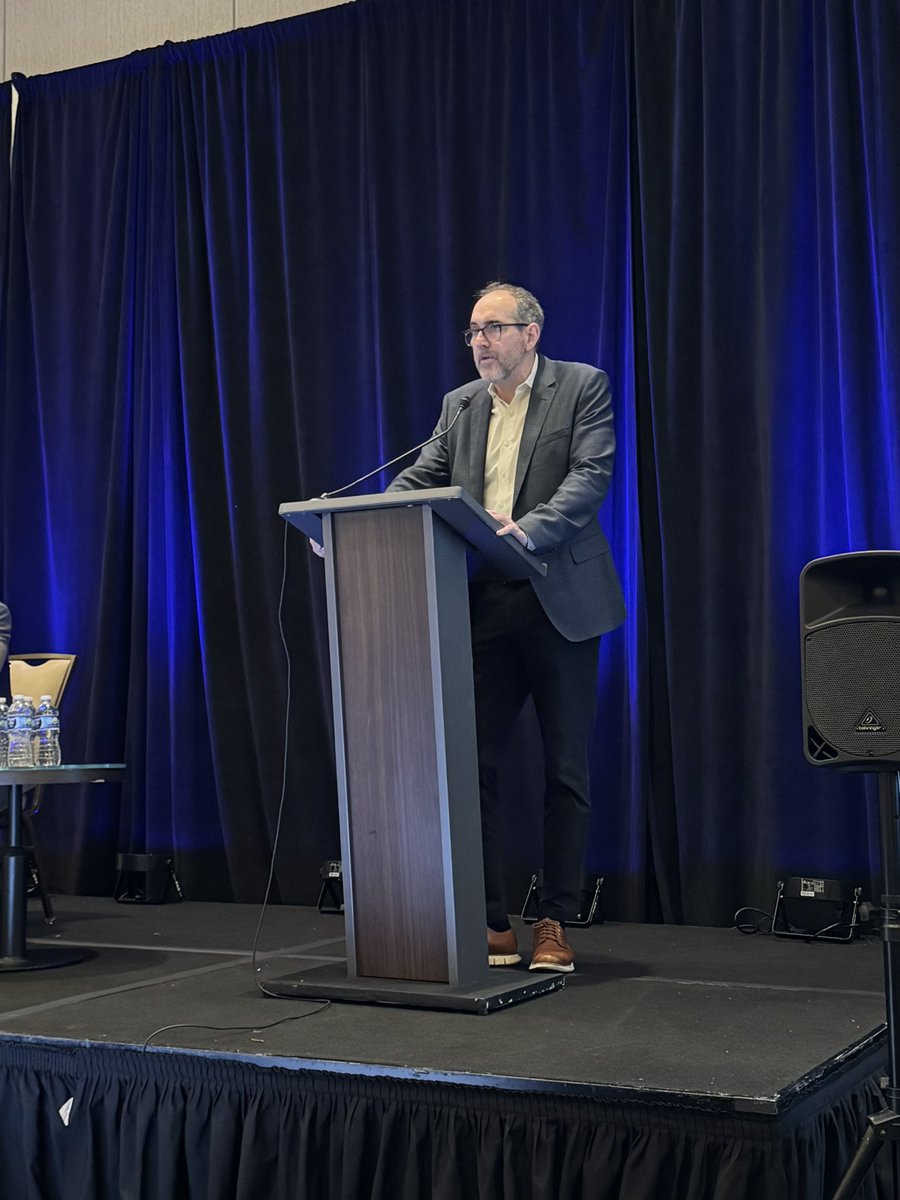 Matt Campbell MD, MS (@docmattcampbell) on Twitter photo 3rd annual UT Christopher G Wood advances in urologic oncology symposium in Austin. Appreciate all who traveled in for this great meeting. Starting with localized RCC with <a href="/ivpedrosa/">Ivan Pedrosa</a> discussing clear cell likelihood score <a href="/UTSWMedCenter/">UT Southwestern Medical Center</a> <a href="/MDAndersonNews/">MD Anderson Cancer Center</a> <a href="/UTHSAResearch/">UT Health San Antonio Research</a> 3rd annual UT Christopher G Wood advances in urologic oncology symposium in Austin. Appreciate all who traveled in for this great meeting. Starting with localized RCC with <a href="/ivpedrosa/">Ivan Pedrosa</a> discussing clear cell likelihood score <a href="/UTSWMedCenter/">UT Southwestern Medical Center</a> <a href="/MDAndersonNews/">MD Anderson Cancer Center</a> <a href="/UTHSAResearch/">UT Health San Antonio Research</a>