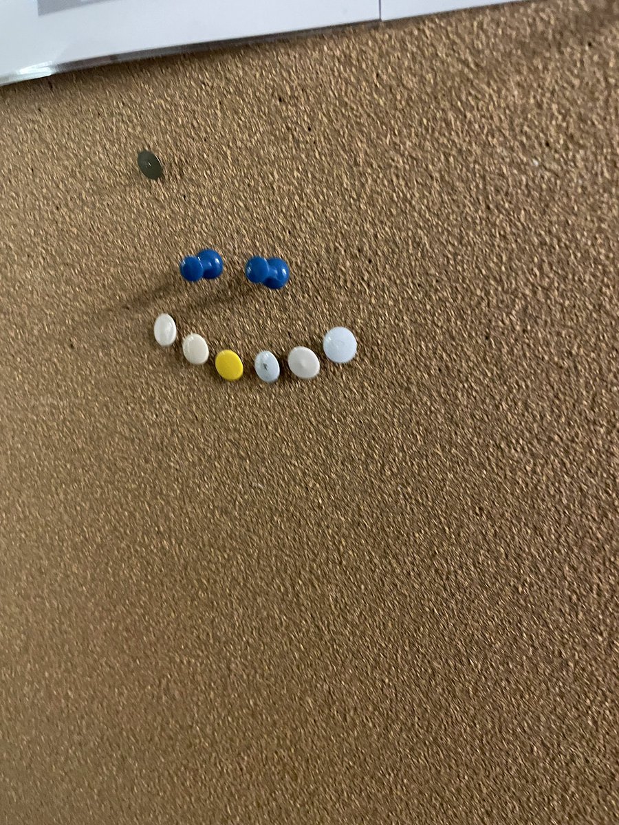 _tanyabhandari_'s tweet photo. Here’s a little smiley my colleagues and I put together on the lab bulletin board as a reminder to smile through the experiments:)
#lablife #cellculture #ipscs https://t.co/CfnUHGh7NL
