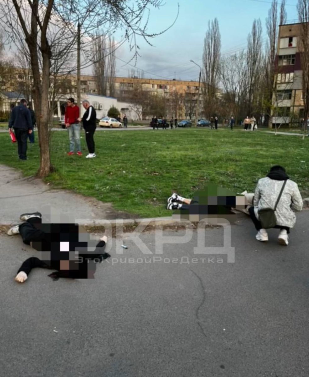 Dead people lay on the sidewalk because russia decided to murder them today! 

They just struck a restaurant in Kryvyi Rih with a ballistic missile.  

At least 12 people are dead, at least 2 of them are children. 

When will this horror stop?