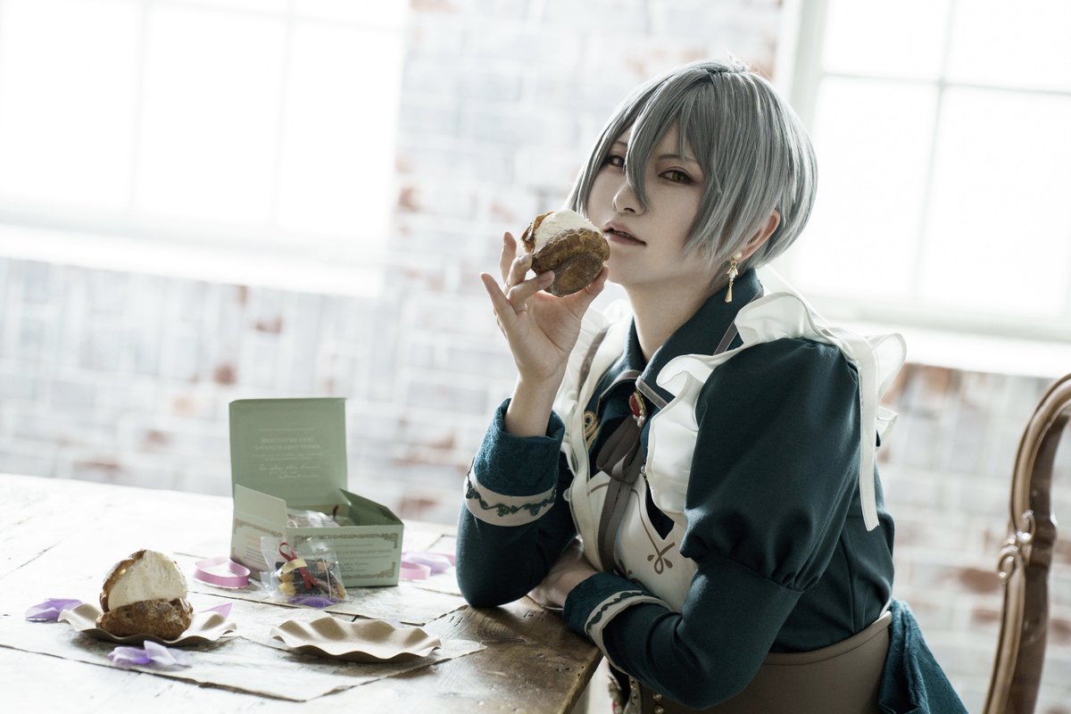 織世 tweet media