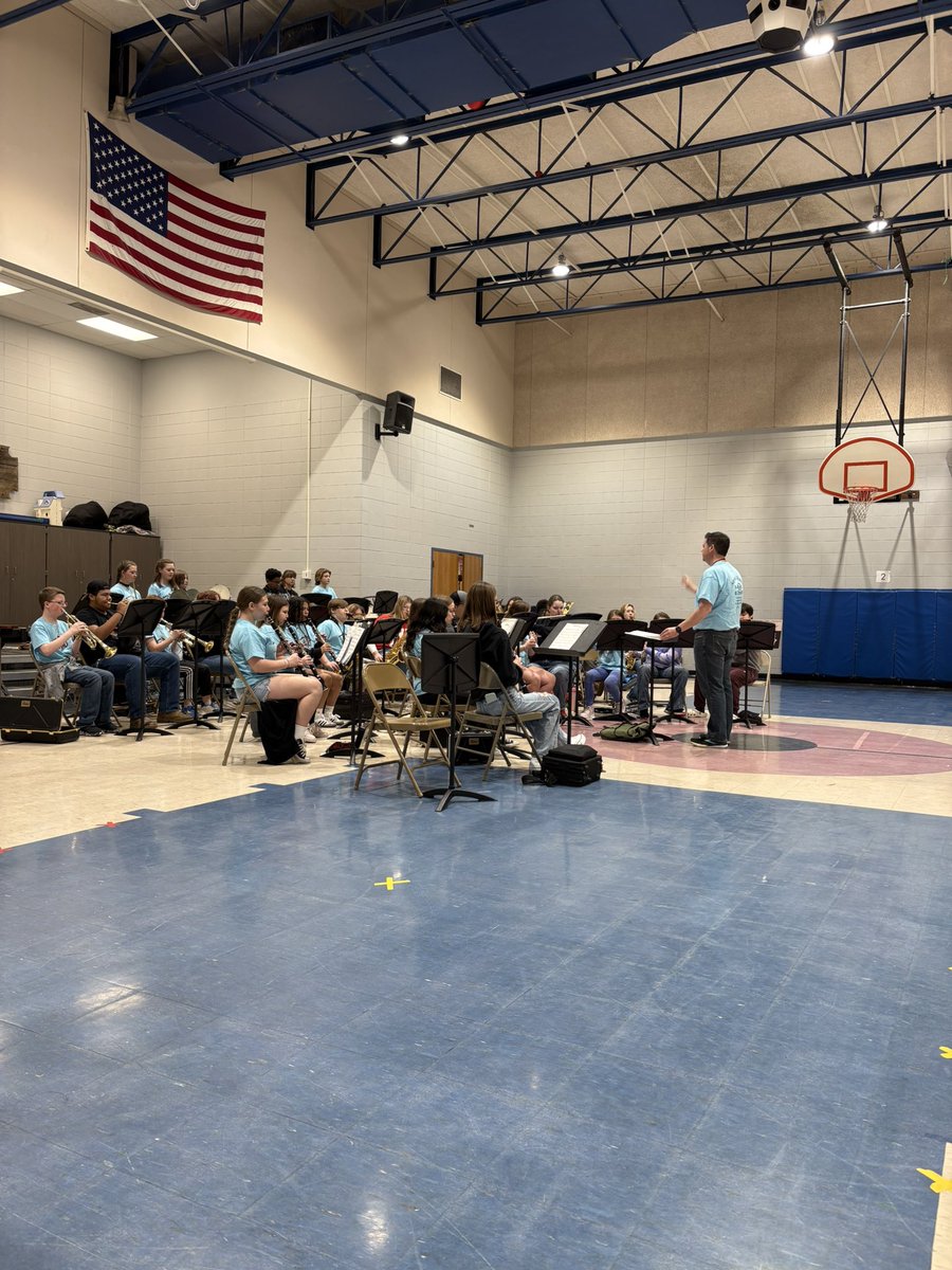 WarehouseCoach's tweet photo. Playing Roadie for the Fire Prairie Tour Band as they hit the Elementary Schools up for recruitment. Solid playlist… Shake it Off followed by a little Jurassic Park and ending with some Star Wars. #JointheBand @FortORWB https://t.co/z1UcmvttCJ