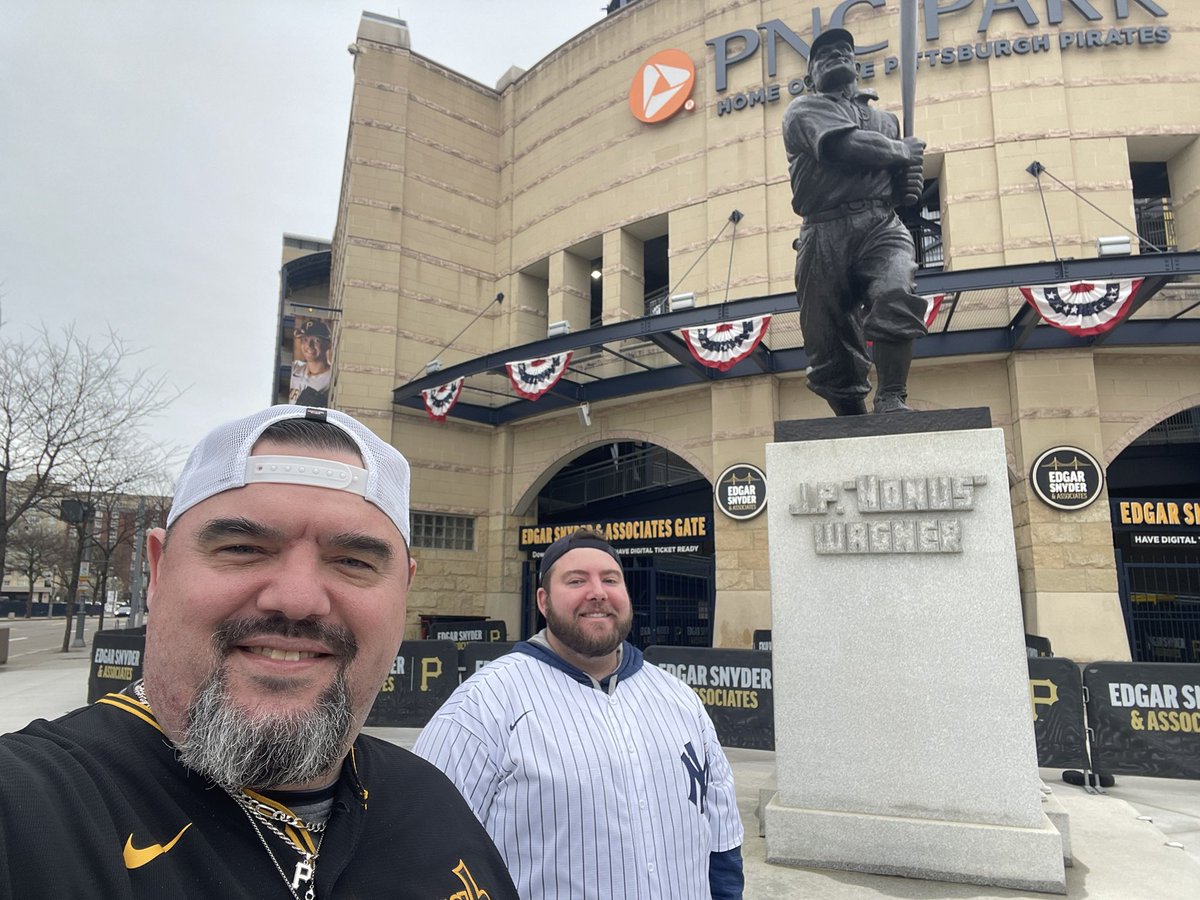 Trh6515's tweet photo. #pirateshomeopener 🏴‍☠️ ⚾️ https://t.co/dZjD9AmnWL