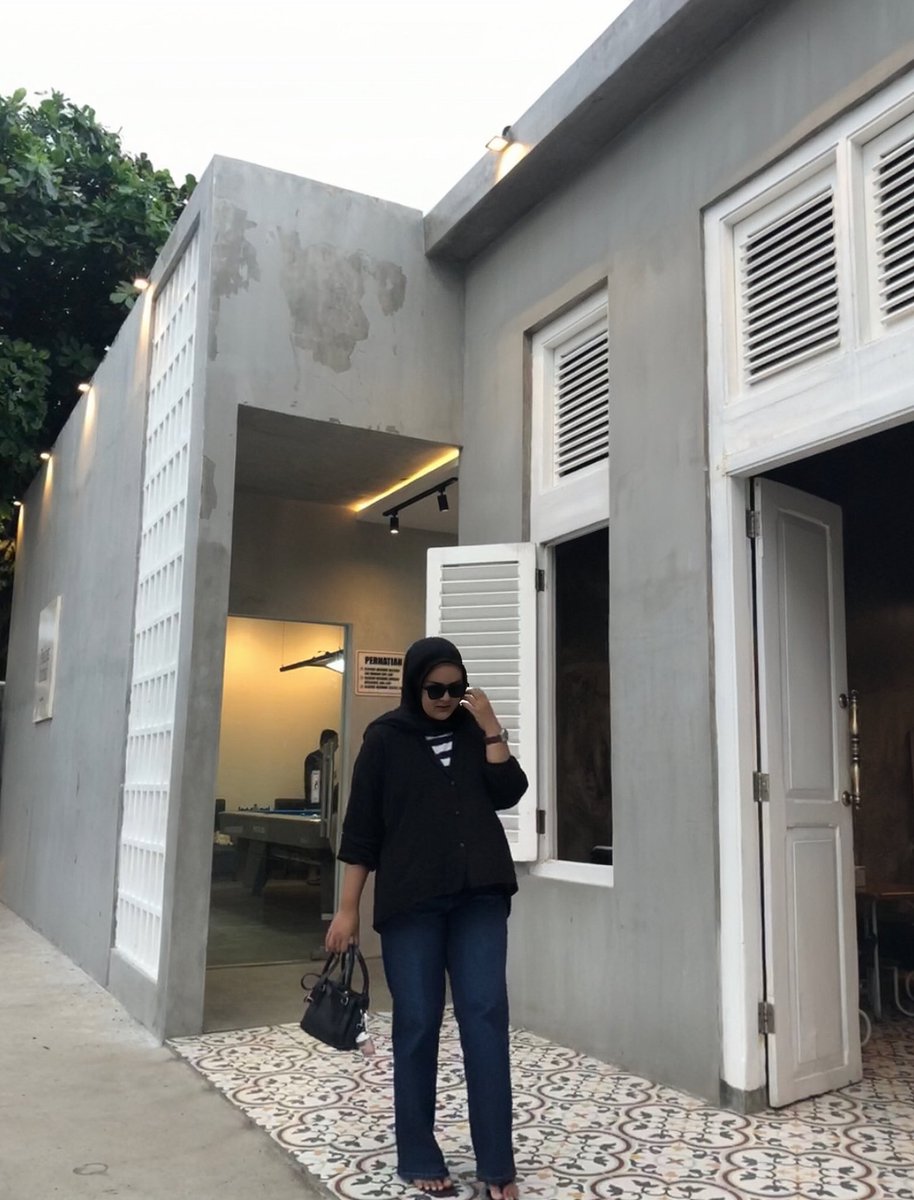 761files's tweet photo. life update mba2 yg dulunya terobsesi pengen cepet2 nikah jd belok haluan jd takut bgt nikah https://t.co/W19WI9b0Au
