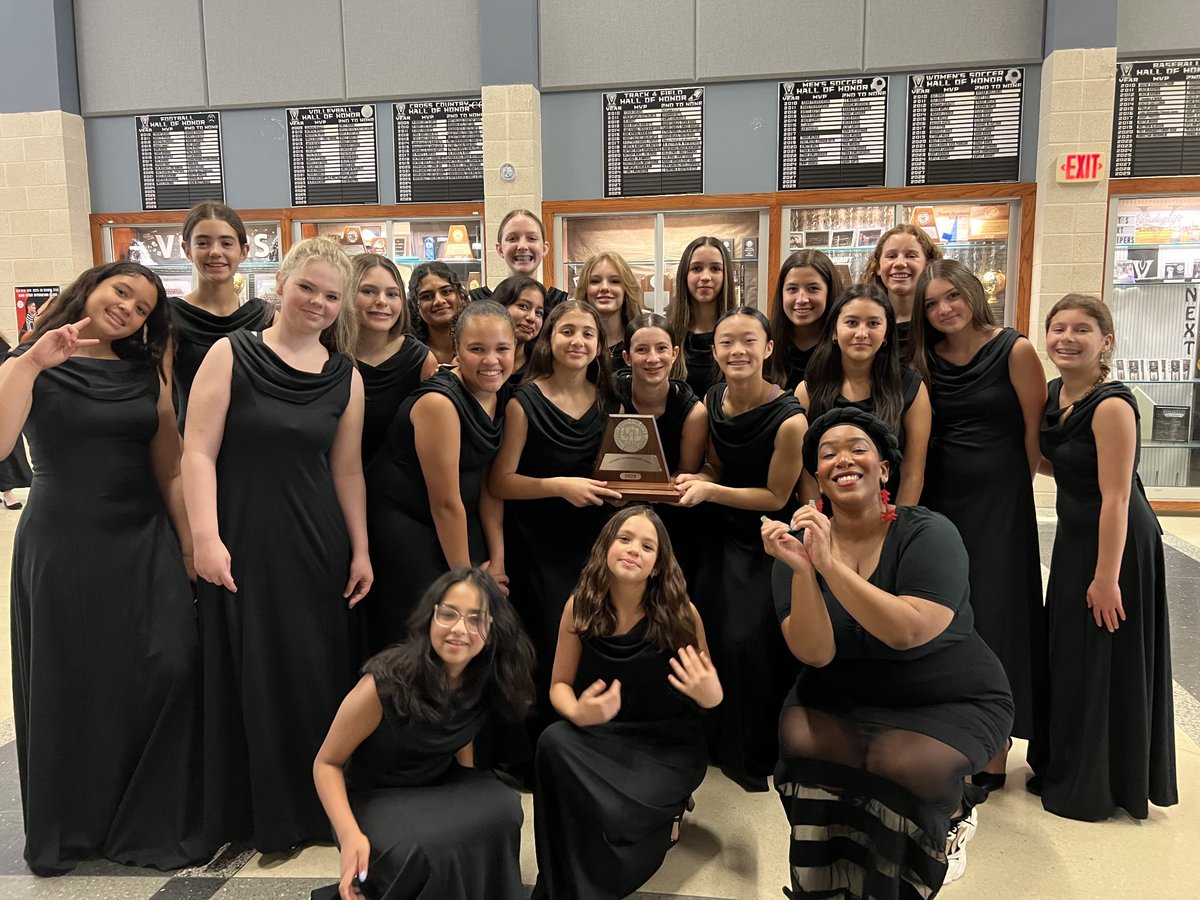 Congratulations to Choir on SWEEPSTAKES at UIL! 🎶🎵🥇
