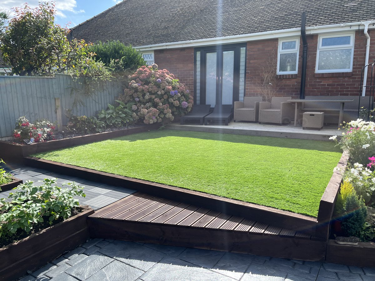 NorthernGrass's tweet photo. ARTIFICIAL LAWN #POULTON-LE-FYLDE

Beautiful example of an artificial premium 40mm grass installation in #PoultonLeFylde to a raised bed.

Contact us for a quote.

#Carleton #Staining #Stanah #GreatEccleston #LittleThornton #Skippool #Singleton

https://t.co/7739YcAr3W https://t.co/HcNnh9nIqK