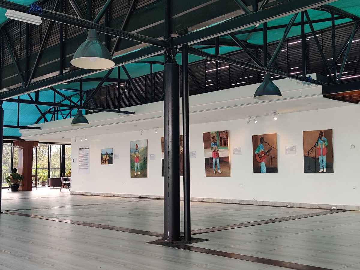 Ending of the second week of NZAKUMARA IRUNGU ART EXHIBITION! I'm so happy for you all who already experienced the exhibit. Cheers ✨✨✨